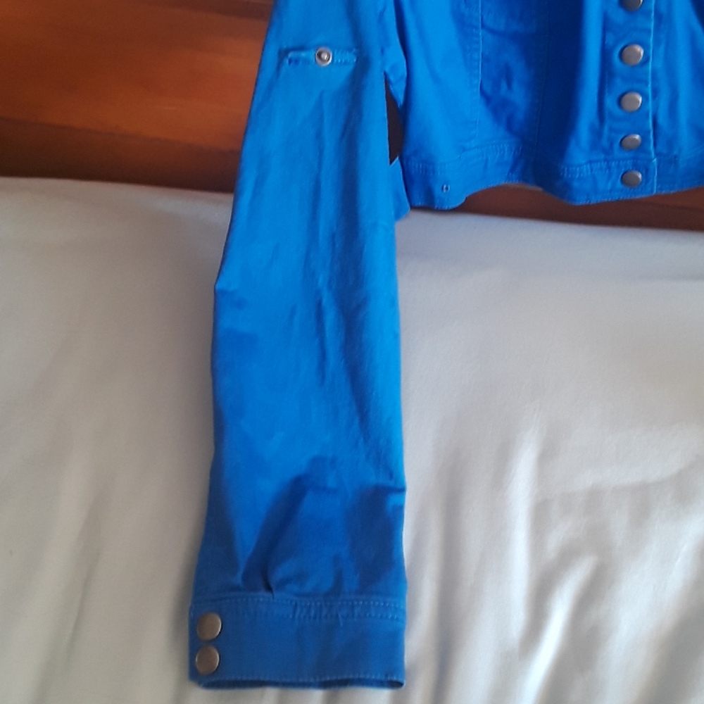 Blue crop jacket - Picture 2 of 2